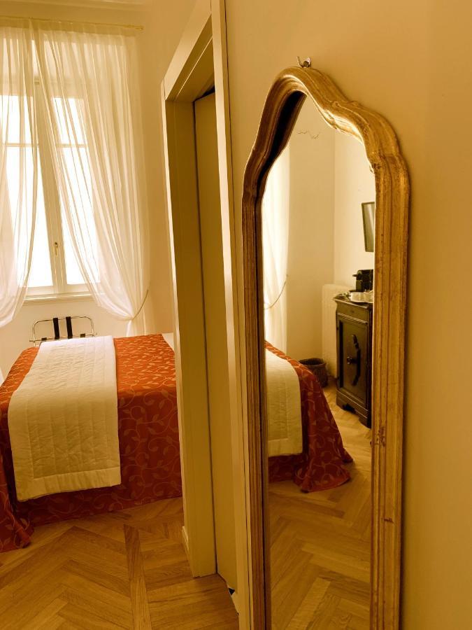 La Belle Coquette Bed & Breakfast Комо Екстериор снимка