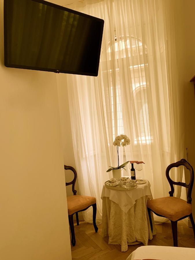 La Belle Coquette Bed & Breakfast Комо Екстериор снимка