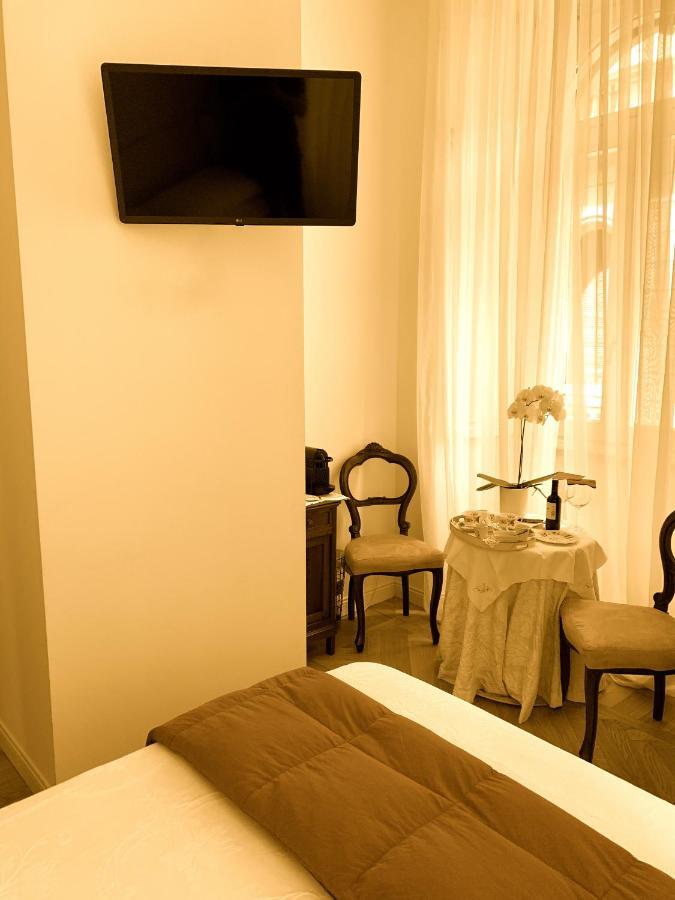 La Belle Coquette Bed & Breakfast Комо Екстериор снимка